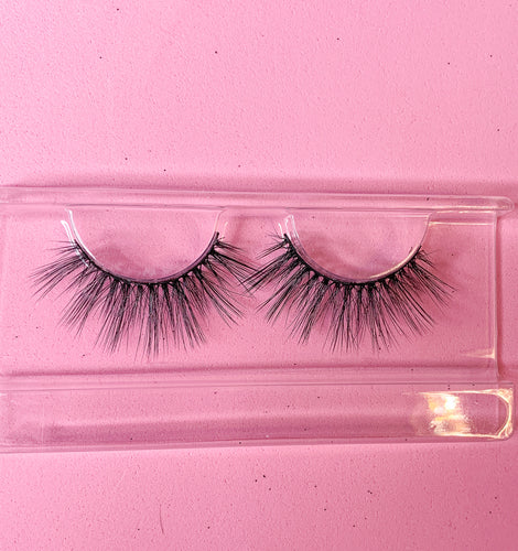 Mystery lashes 2